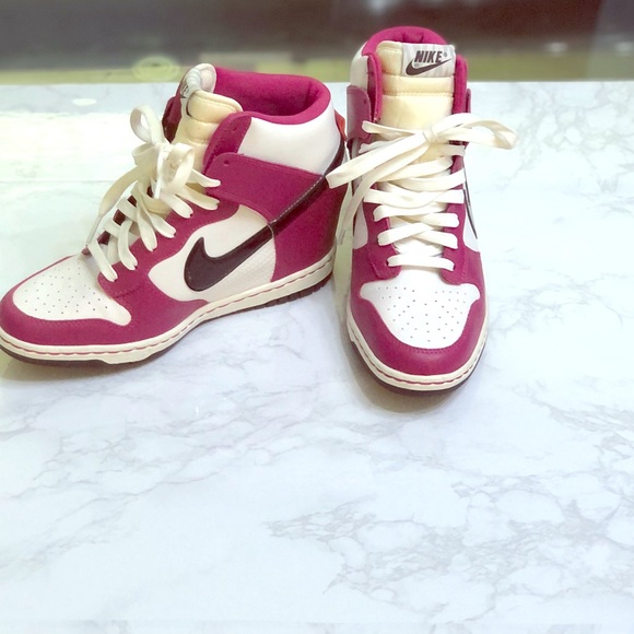nike high top wedge